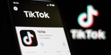TikTok ကို US အိမ်တော်၏ ထိန်းချုပ်မှုအောက်ရှိ Devices တွေ အားလုံးမှာ အသုံးပြုခွင့်ပိတ်