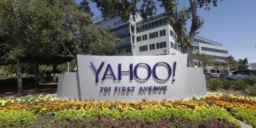 Yahoo layoff