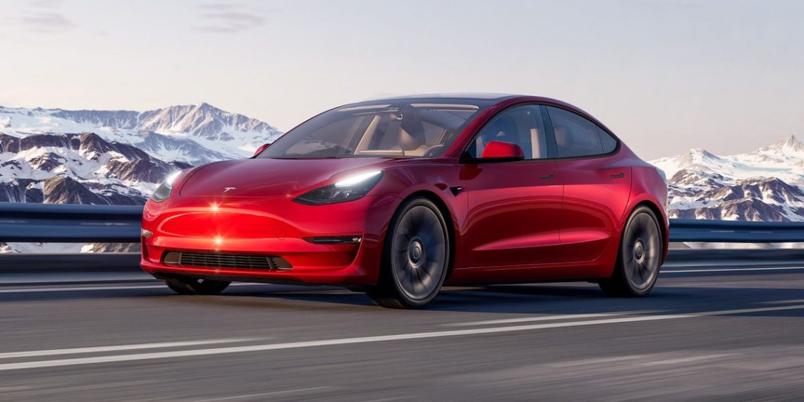 Tesla ရဲ့ Model 3 ကို White Hat Hacker အဖွဲ့မှ Hack ပြ