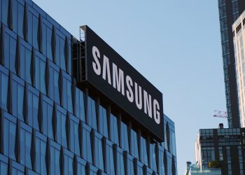 Samsung Bans ChatGPT and Google Bard